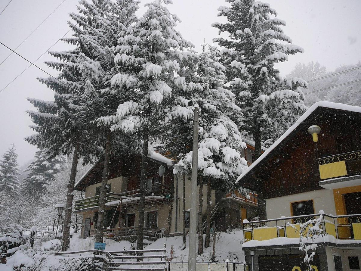 Mountain Sun Guest House Чифлик Екстер'єр фото